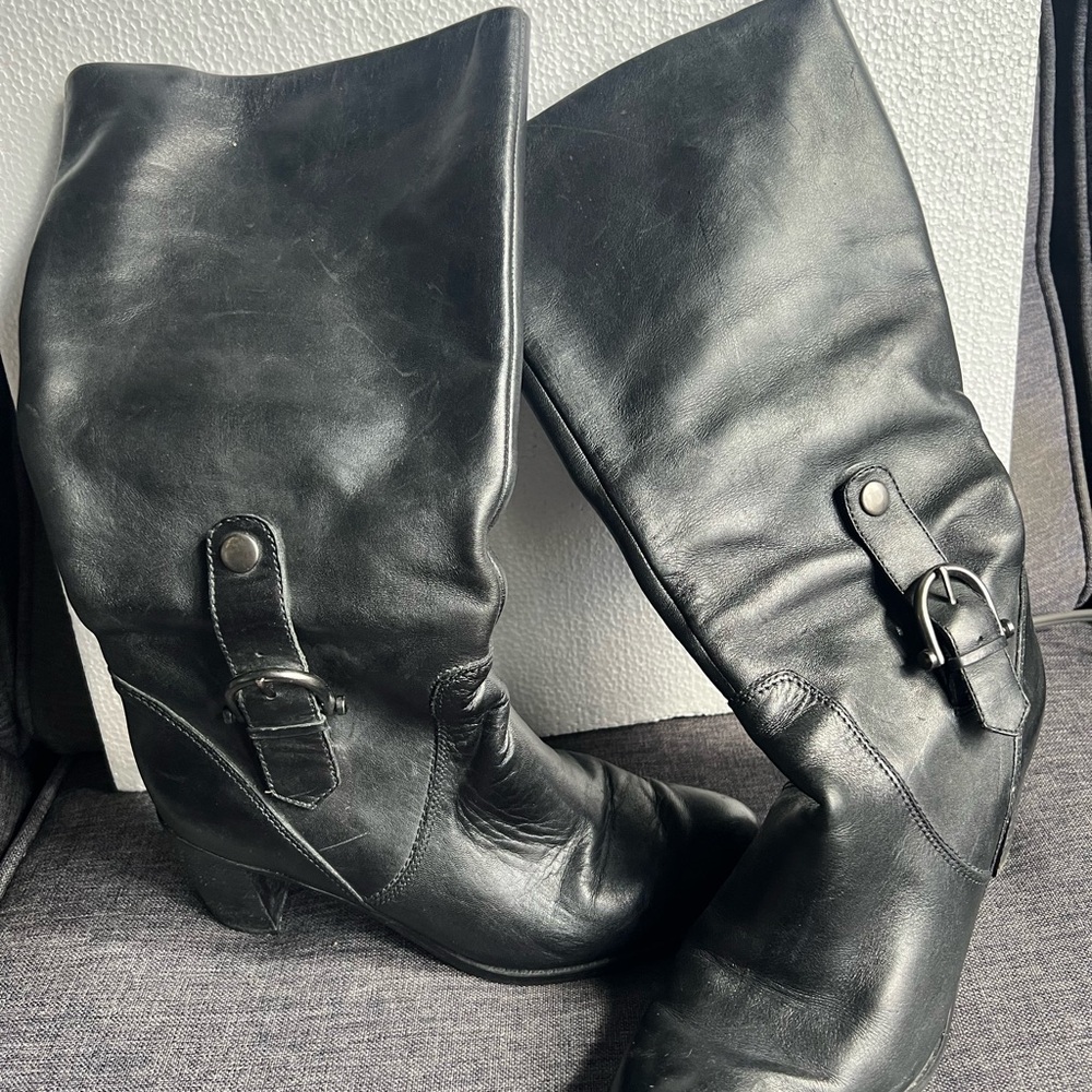 M Patrick - Dannie leather mid-calf boots
